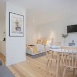 Rent 1 bedroom apartment of 45 m² in Porto