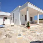 Rent 4 bedroom house of 100 m² in Carovigno