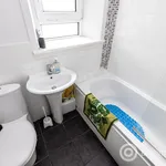 Rent 2 bedroom flat in Aberdeen