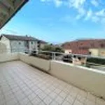 Rent 2 bedroom apartment of 69 m² in Rives