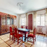 Rent 4 bedroom apartment of 122 m² in Torino