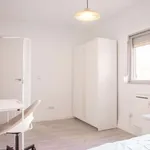 Rent a room in madrid