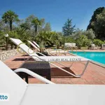 Rent 6 bedroom house of 700 m² in Florence