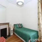 Rent 3 bedroom apartment of 113 m² in Paris 11 - Boulevard Richard Lenoir