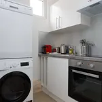 Appartement de 25 m² avec 2 chambre(s) en location à Aubervilliers