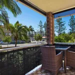 Rent 2 bedroom apartment in Broadbeach