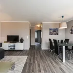 Rent 1 bedroom apartment of 560 m² in Zurich