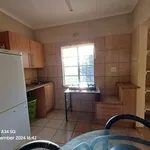 Rent 1 bedroom apartment in Roodepoort