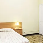 Rent a room of 90 m² in barcelona