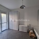 Affitto 2 camera appartamento di 65 m² in Pavia