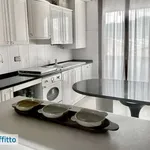 Appartamento arredato con terrazzo Centro