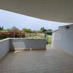 Rent 4 bedroom house of 198 m² in Roma