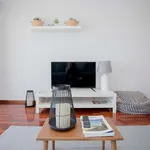 Rent 3 bedroom apartment of 55 m² in Porto