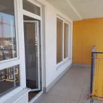 Rent 2 bedroom apartment of 59 m² in Prague