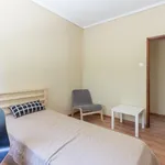 Rent 4 bedroom apartment in Porto