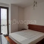 Rent 2 bedroom apartment of 60 m² in Rho