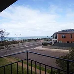 Rent 2 bedroom apartment in Whyalla