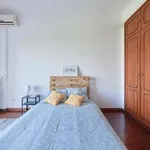 Rent a room in lisbon