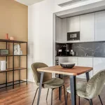 Rent 2 bedroom apartment of 56 m² in Lisbon