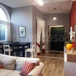 Rent 3 bedroom house of 90 m² in Napoli