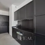 Appartement de 96 m² avec 3 chambre(s) en location à Paris