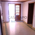 Rent 2 bedroom apartment of 95 m² in Seixal