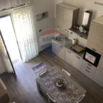 Rent 3 bedroom apartment of 50 m² in Manfredonia