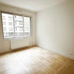 Rent 4 bedroom apartment of 149 m² in Paris 