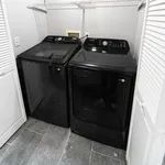 Rent 3 bedroom apartment in Jersey City