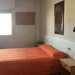 Rent a room of 130 m² in valencia