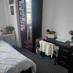 Rent 8 bedroom house in Leeds