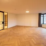 Huur 3 slaapkamer appartement van 163 m² in 's-gravenhage