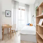 Rent a room in milan