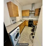 Rent 4 bedroom flat in East Of England