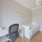 Rent a room in lisbon