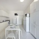 Rent a room in lisbon