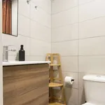 Rent a room in lisbon