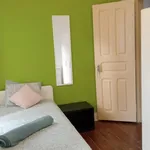 Rent 5 bedroom apartment in Lisbon