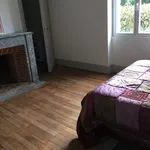 Maison de 196 m² avec 7 chambre(s) en location à Cahors