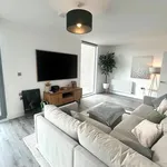 Rent 3 bedroom flat in East Midlands