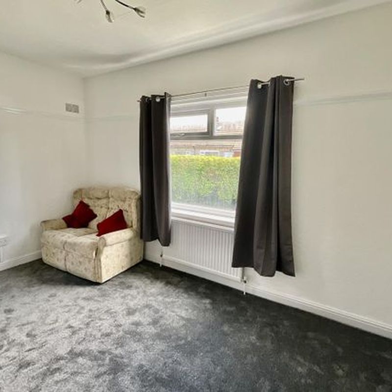 Bungalow to rent in Burniston Gardens, Burniston, Scarborough YO13