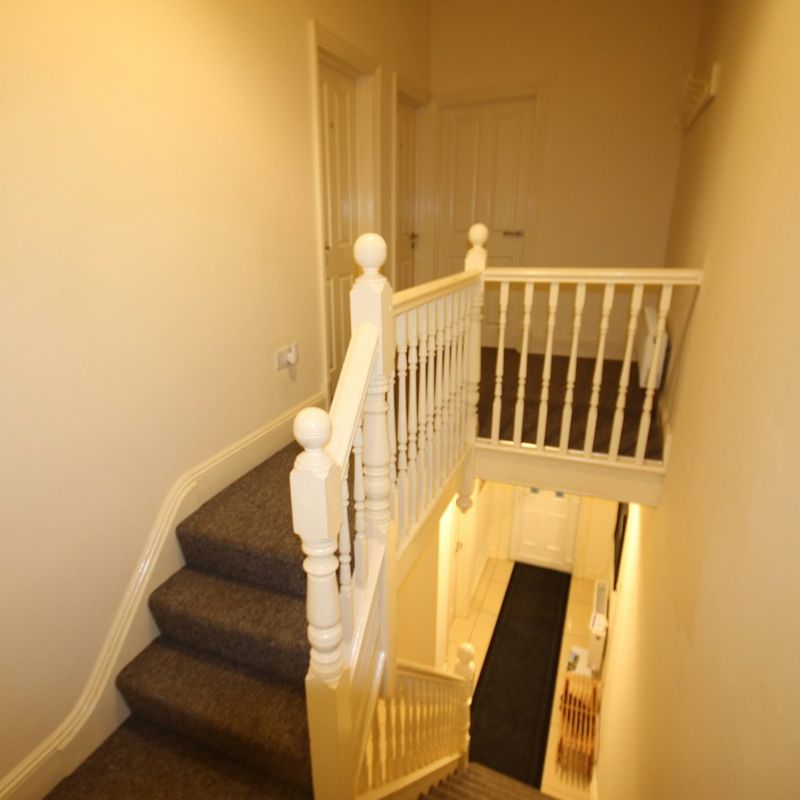 1 Bedroom Property For Rent in Burton upon Trent - £455 PCM