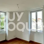 Maison de 170 m² avec 7 chambre(s) en location à Heyrieux