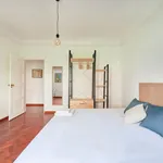 Rent 7 bedroom apartment in Lisbon