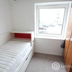 Rent 3 bedroom flat in Edinburgh