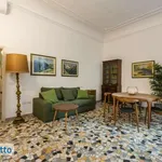 Rent 4 bedroom apartment of 150 m² in Florence