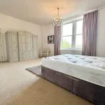 Rent 3 bedroom flat in Yorkshire And The Humber