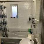 Rent 3 bedroom house in Toronto