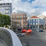 Rent 1 bedroom apartment of 65 m² in lisbon