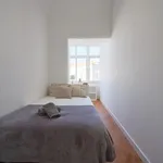 Rent 11 bedroom apartment in Lisbon